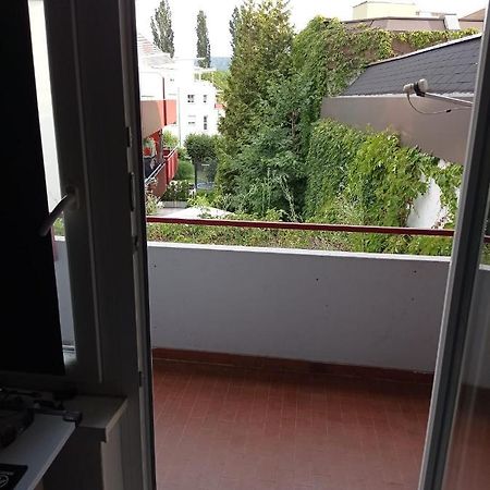 Ferienwohnung Mit Balkon In Krumpendorf Exterior photo