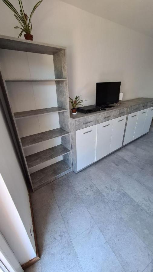 Ferienwohnung Mit Balkon In Krumpendorf Exterior photo