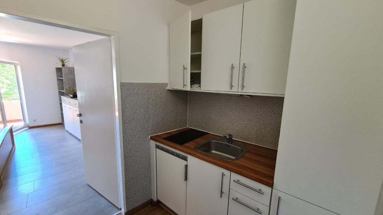 Ferienwohnung Mit Balkon In Krumpendorf Exterior photo